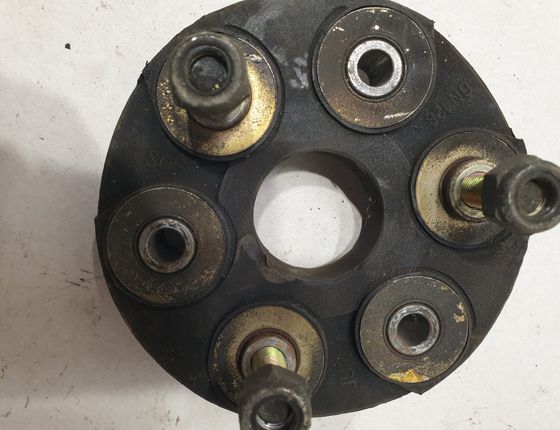 MERCEDES-BENZ C-Class W202/S202 (1993-2001) Drive shaft rubber connection 1164110215 21924896