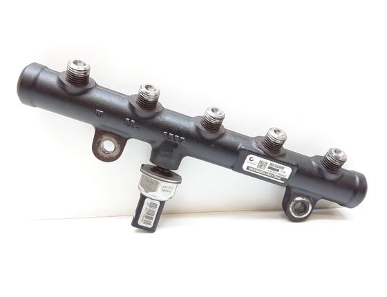 VOLVO V70 3 generation (2007-2020) Fuel Rail 9681649580 23588821