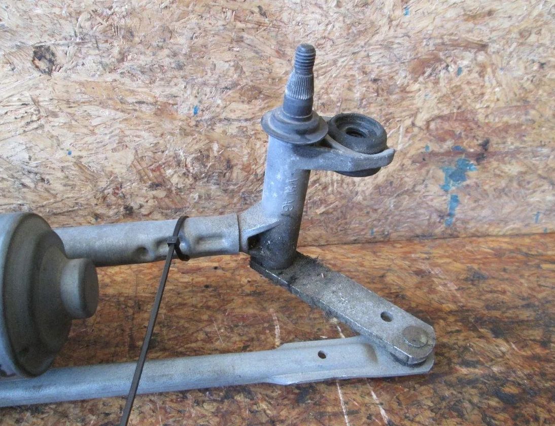 SEAT Ibiza 4 generation (2008-2017) Front Windshield Wiper Mechansm Motor 6R1955119,6R1955023A,6R1955023B 24849067