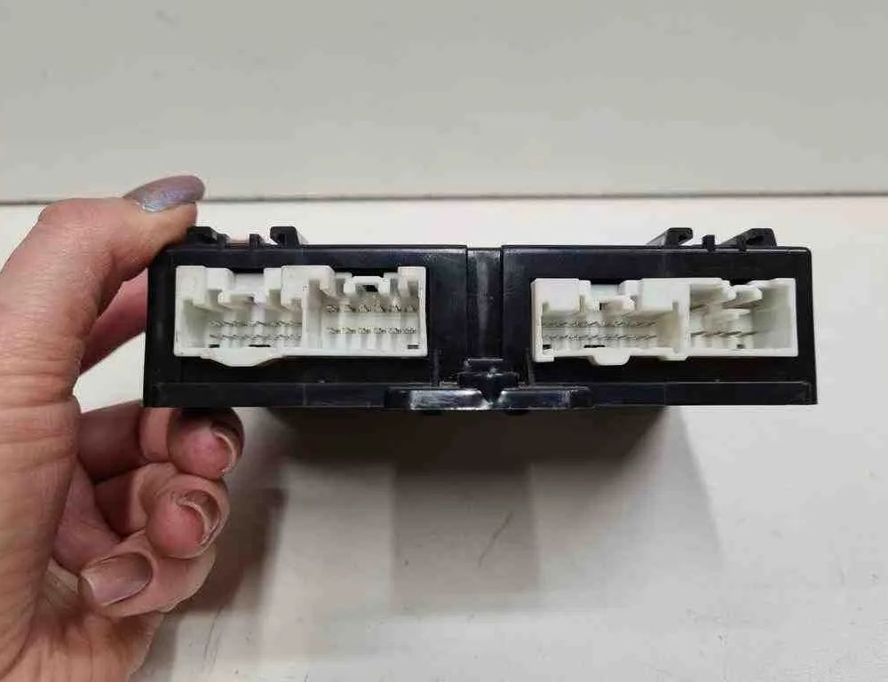 MAZDA MPV LW (1999-2006) Central locking control unit CD3467560B,06E27,K0216 32716413