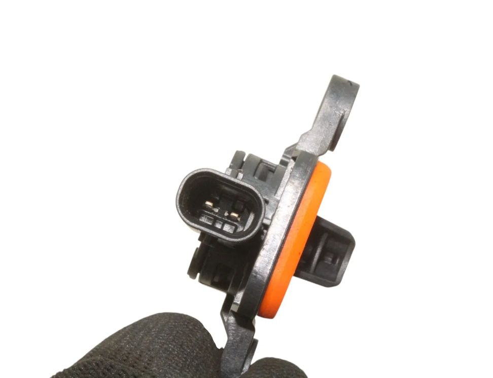 LAND ROVER Discovery Sport 1 generation (2014-2024) Датчик удара передний левый FK7214C676AA 30703397