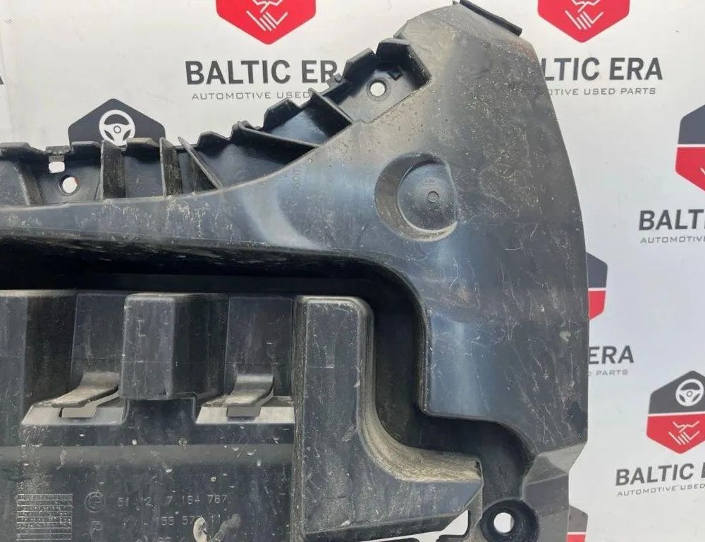 BMW 5 Series F10/F11 (2009-2017) Держатель заднего бампера правый 2JXX27X9,15857711 31534052