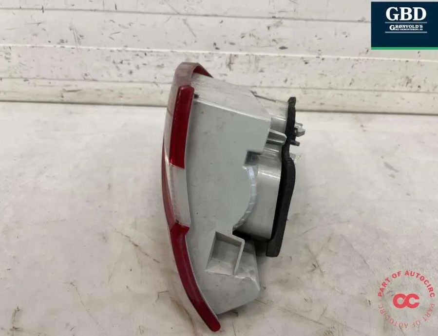 PEUGEOT 308 T9 (2013-2021) Left Side Tailgate Taillight 9678098080 32987638