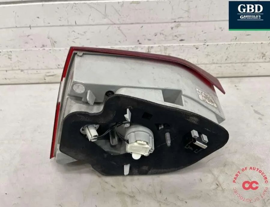 PEUGEOT 308 T9 (2013-2021) Left Side Tailgate Taillight 9678098080 32987638