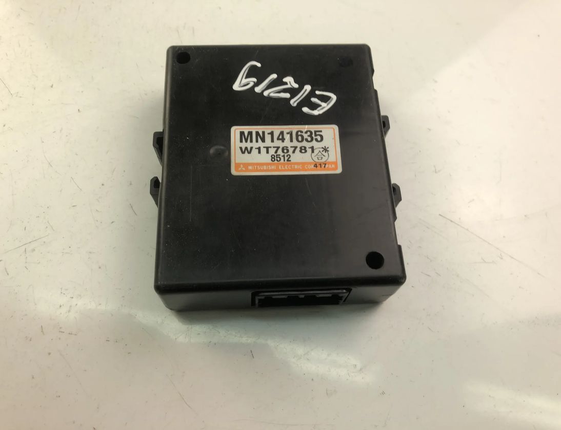 MITSUBISHI Outlander 2 generation (2005-2013) Блок управления MN141635 13997859