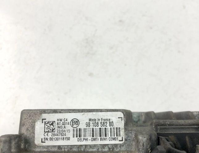 PEUGEOT 2008 1 generation (2013-2020) Engine Control Unit ECU 9810858280 28137835
