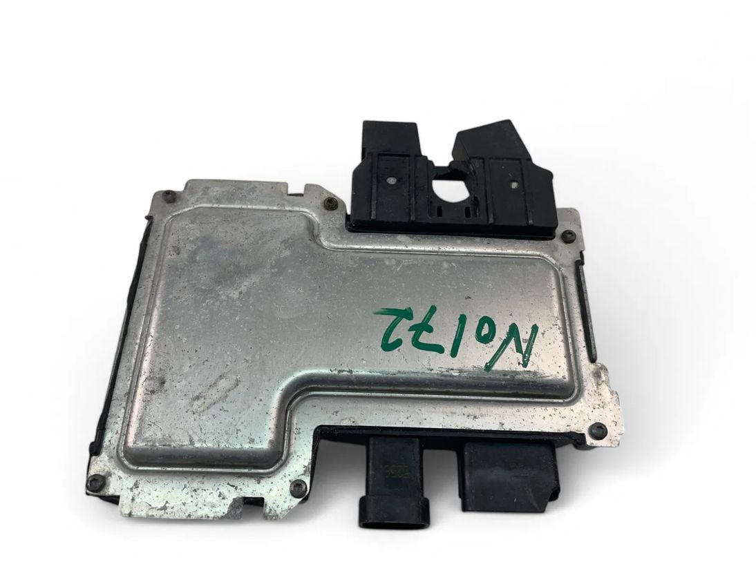 PEUGEOT 208 Peugeot 208 (2012-2015) Engine Control Unit ECU 9810858280 29043996