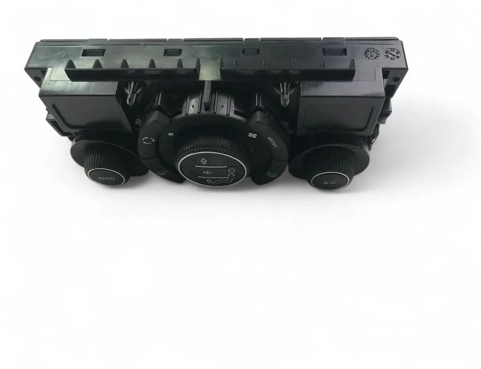 PEUGEOT 308 T9 (2013-2021) Climate Control Unit 96718462XT 32787903