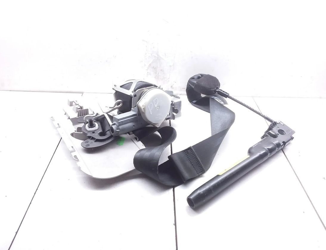 PEUGEOT 5008 1 generation (2009-2016) Front Right Seatbelt 98019795XX,061027,34154287A 32785750