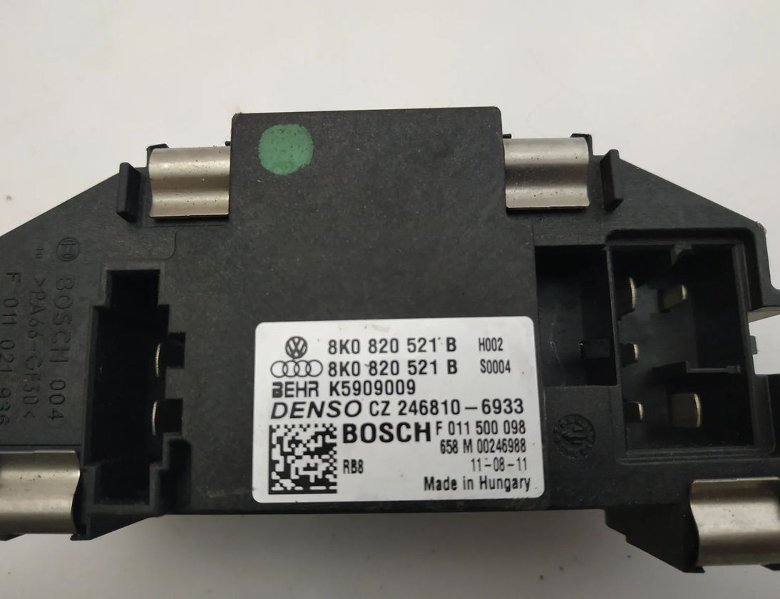 AUDI A4 B8/8K (2011-2016) Coolant fan relay 8K0820521B 10884167