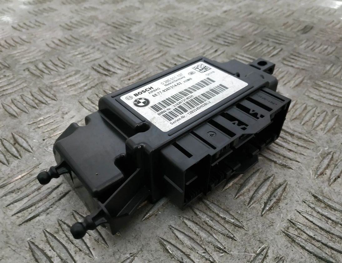 BMW 3 Series F30/F31 (2011-2020) Блок SRS 9267214,65779267214,0285011137 17559127