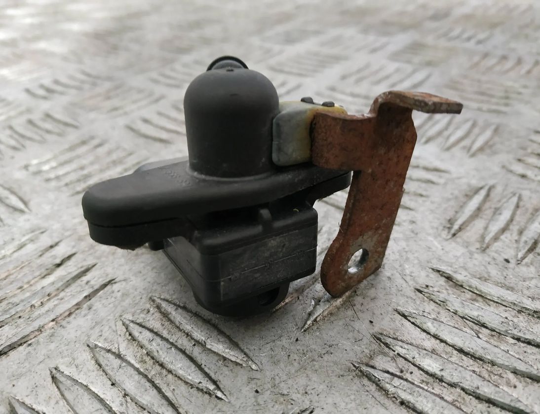 BMW 3 Series E90/E91/E92/E93 (2004-2013) MAP Sensor 7566784 17591782