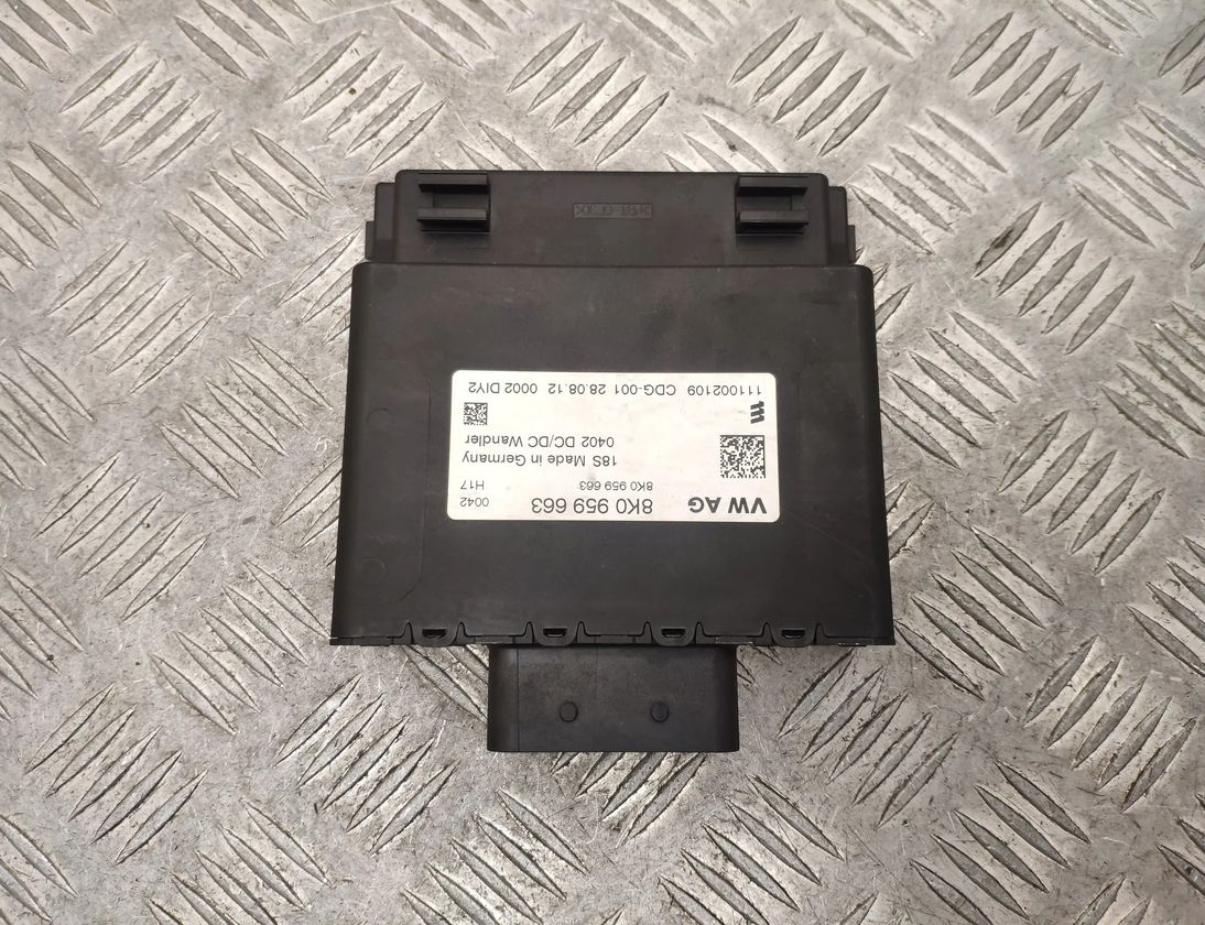 AUDI A4 allroad B8 (2009-2015) Voltage Control Unit 8K0959663 22261348