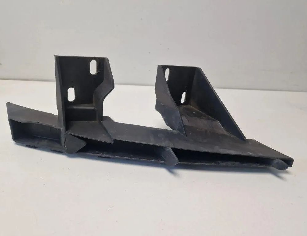 AUDI Q7 4M (2015-2024) Front Left Bumper Bracket 4L0807333A 31246050