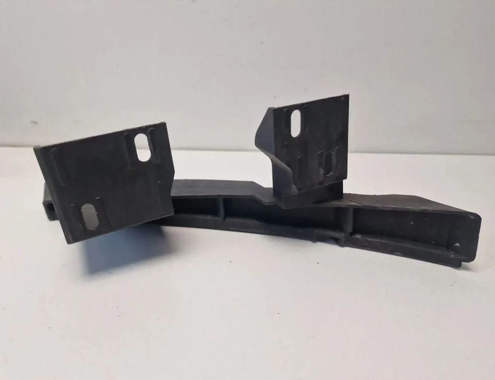 AUDI Q7 4M (2015-2024) Front Left Bumper Bracket 4L0807333A 31246050