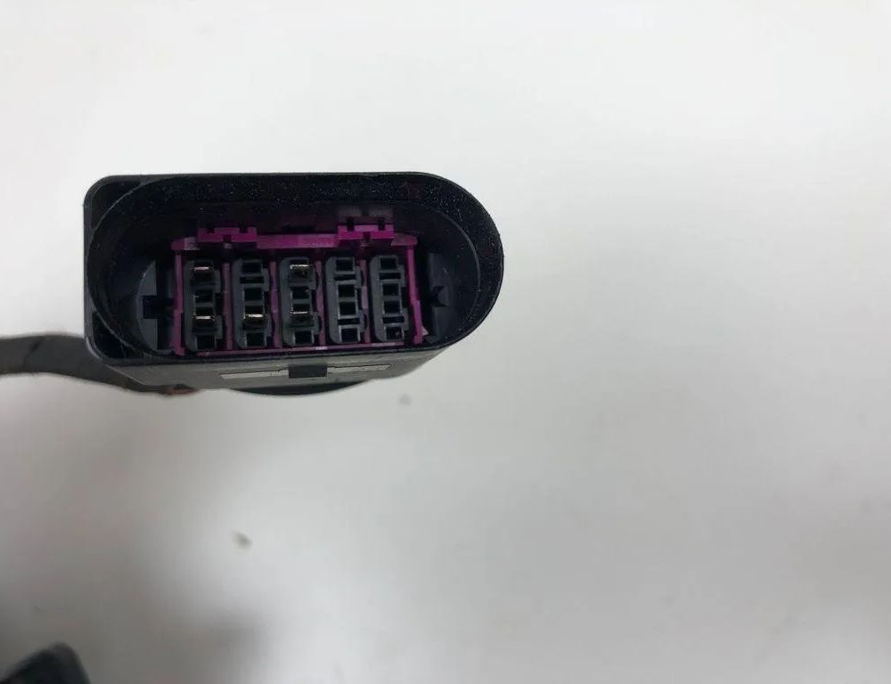 VOLKSWAGEN Passat B7 (2010-2015) Распределительная коробка 3C0971432B,8K0959663A 31275637