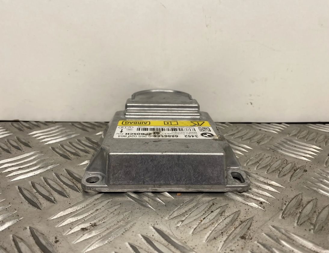 BMW 4 Series F32/F33/F36 (2013-2020) Блок SRS 6886185,34526886185 27592073