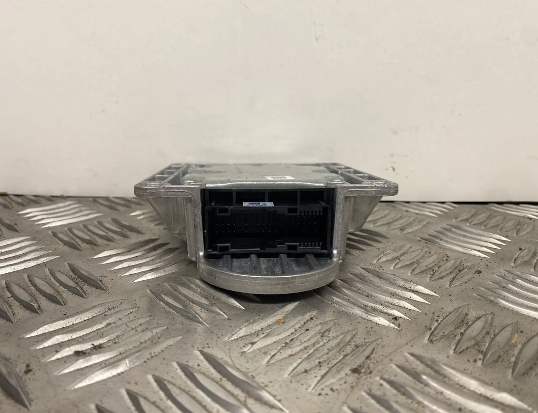 BMW 4 Series F32/F33/F36 (2013-2020) Блок SRS 6886185,34526886185 27592073