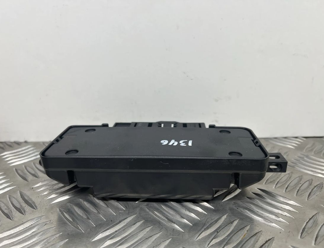 BMW 3 Series F30/F31 (2011-2020) Блок SRS 9267214,65779267214 28140214