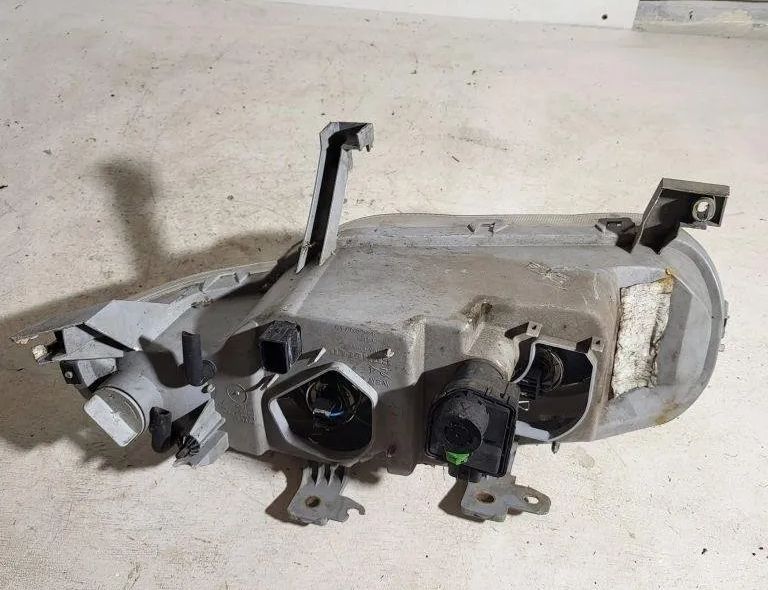 ROVER 75 1 generation (1999-2005) Фара передняя правая 40220748 31510374