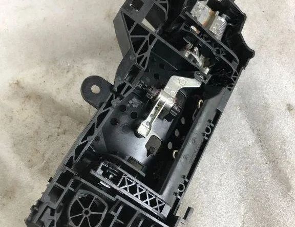 AUDI A4 B9/8W (2015-2024) Rear right door outer handle 8w0837812a 32125235