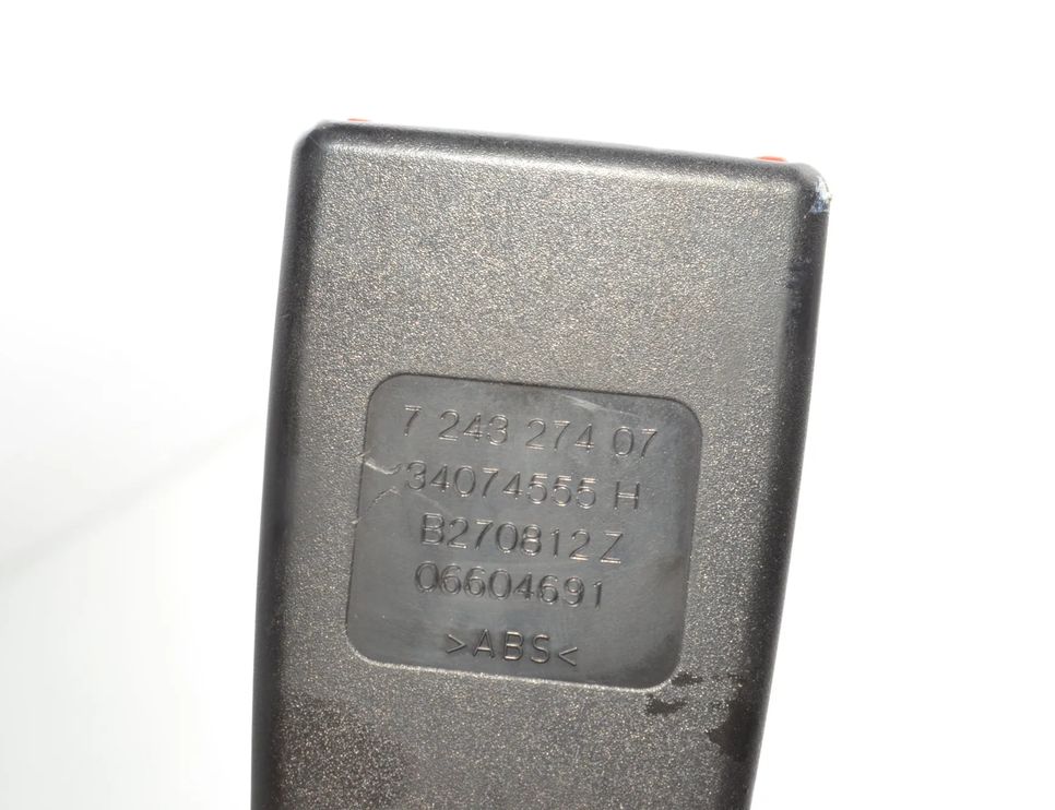 BMW 5 Series F10/F11 (2009-2017) Пряжка сиденья задняя правая 7243274,72117243274 20760718