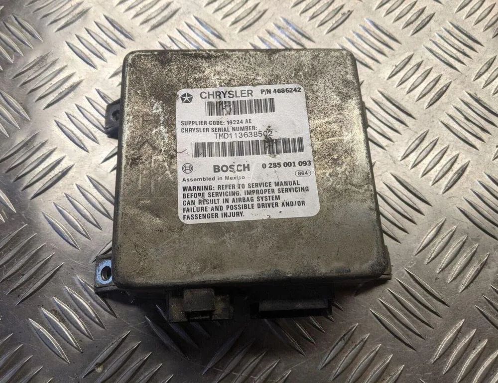 CHRYSLER Voyager 3 generation (1995-2001) SRS Control Unit 4686242 31431805