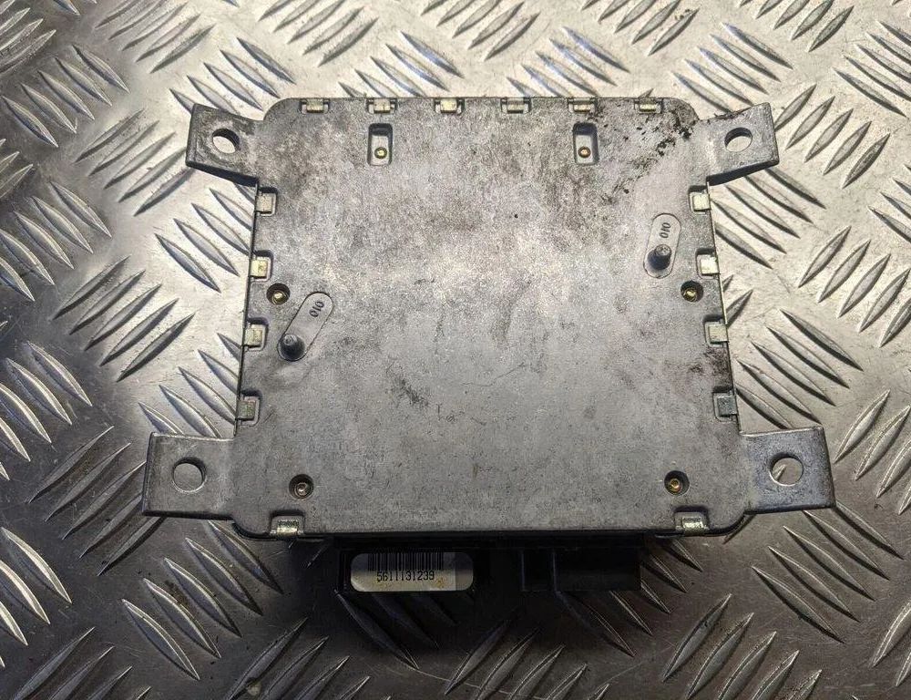 CHRYSLER Voyager 3 generation (1995-2001) SRS Control Unit 4686242 31431805