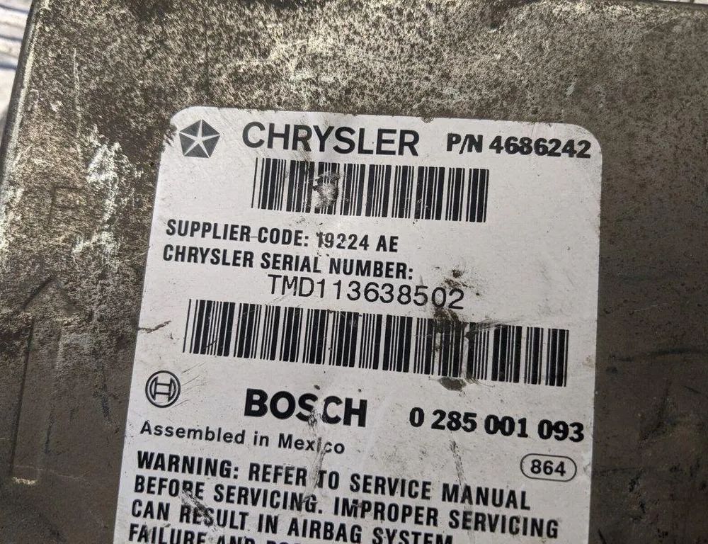 CHRYSLER Voyager 3 generation (1995-2001) SRS Control Unit 4686242 31431805