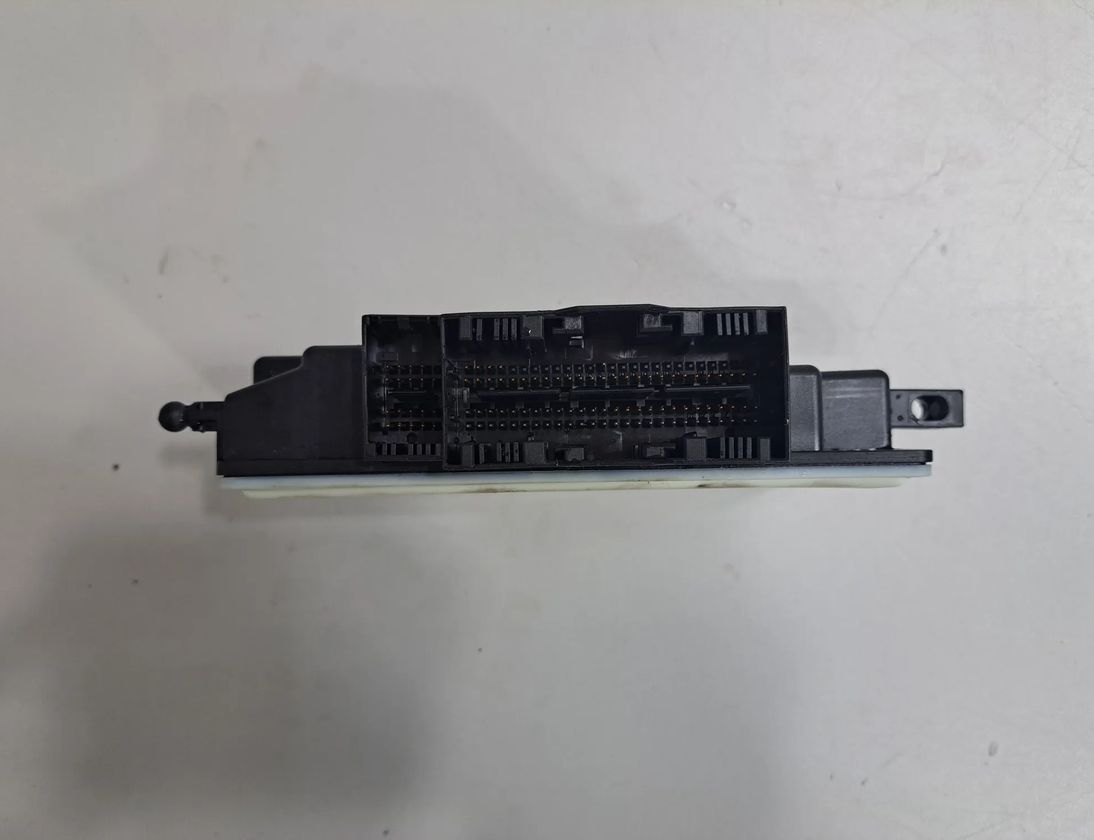 BMW 3 Series F30/F31 (2011-2020) SRS Control Unit 9280186,9319493,9330952,9343687,9350003,9385026,6807634,6837359,9461916,7911607 23453768