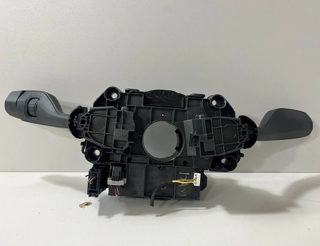 BMW X7 G07 (2018-2024) Steering Wheel Slip Ring Squib 5B4E793,5A596B6,5A66CF1,5A63E58,5A1D203,9436672,9437981,7944074,6846676,6839787,5A819E9 32108375