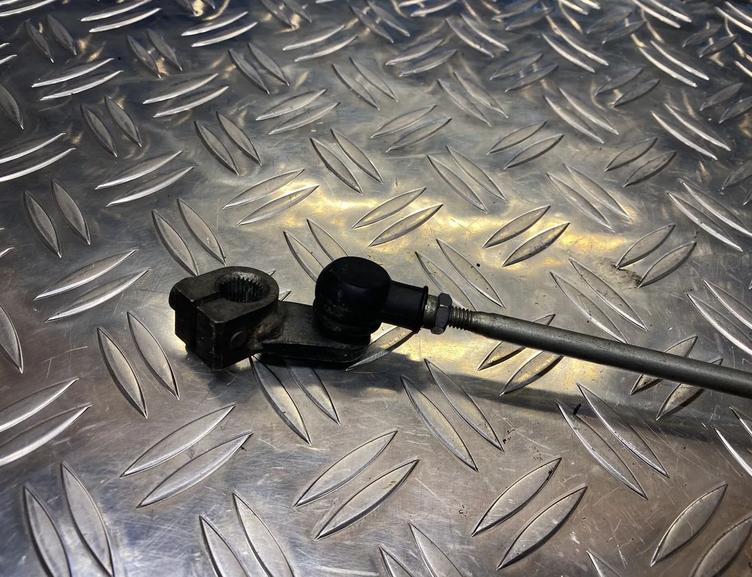 YAMAHA XJ E83 (2003-2010) Gear change shift level tie rod 22051437