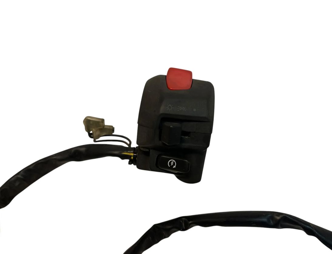 SUZUKI GSX-R Правый боковой переключатель передач srad 29397924