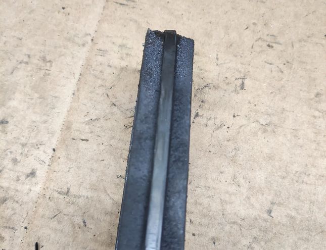 SUZUKI GSR B7 (2010-2015) Ползунок цепи 6127308J01 25851608