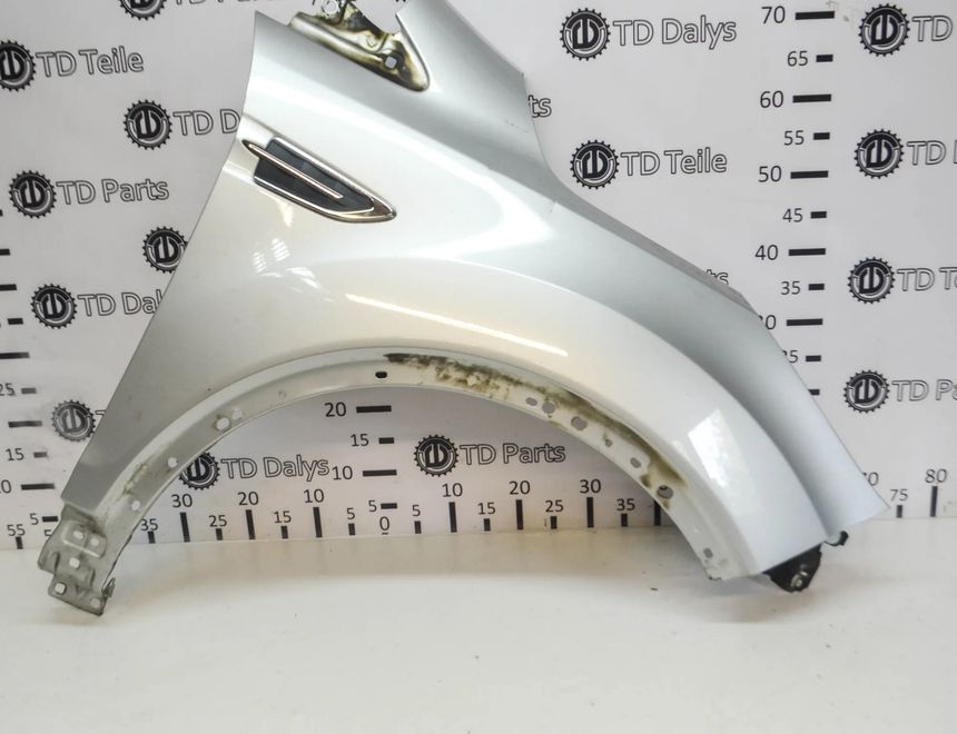 FORD Kuga 2 generation (2013-2020) Front Right Fender 11573930