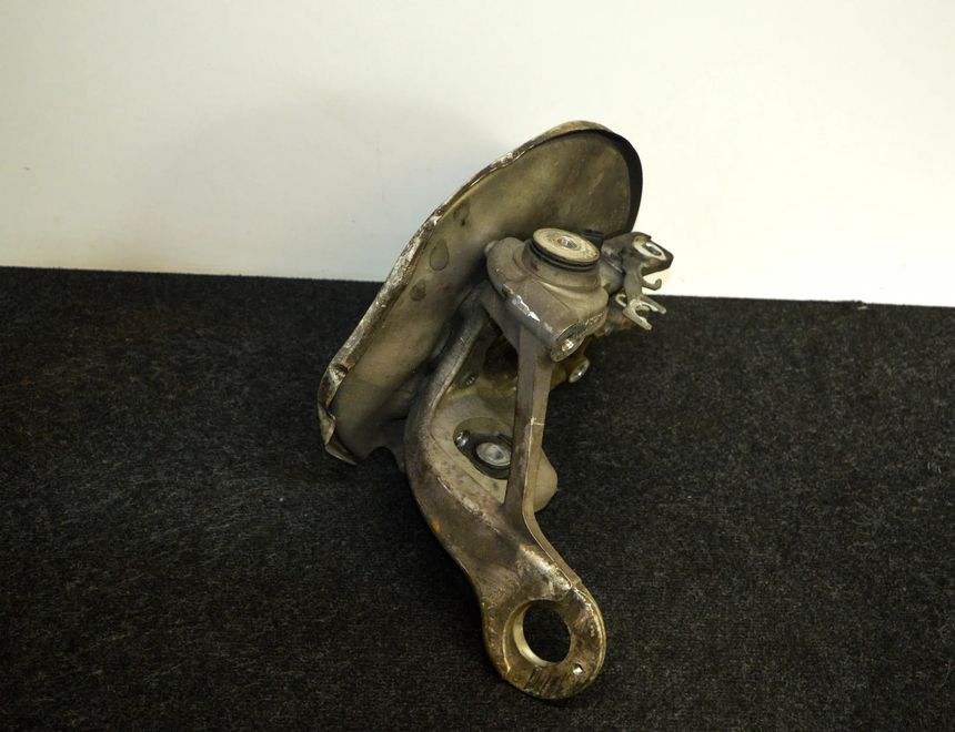 AUDI Q5 8R (2008-2017) Rear Left Wheel Hub 8K0505431AR 14730365