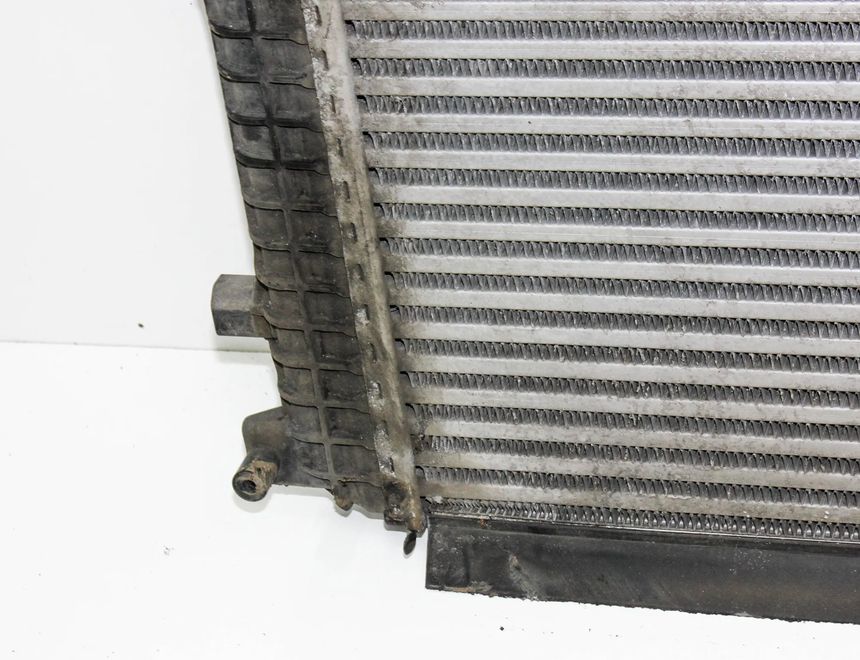 VOLKSWAGEN Passat B6 (2005-2010) Радиатор интеркулера 3C0145805G 28104336