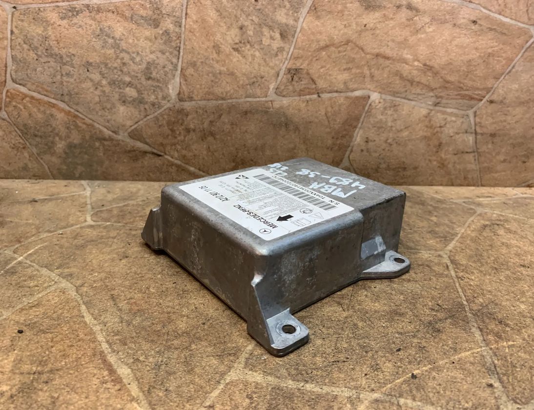 MERCEDES-BENZ CLS-Class C218/X218 (2011-2017) SRS Control Unit A2129011105 33013000