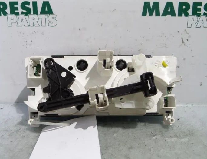 PEUGEOT 308 T7 (2007-2015) Pегулятор климы T1000220K,69940002,6452G1 27735718