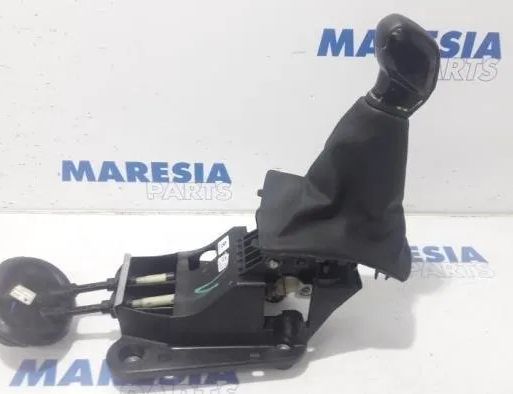 PEUGEOT 208 Peugeot 208 (2012-2015) Gear Shifting Mechanism 16088722ZD,9808161480,1000413815,9837816580 27884505