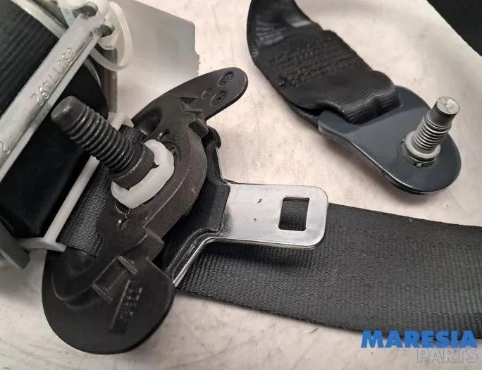 PEUGEOT 308 T9 (2013-2021) Ремень безопасности задний левый 28601361