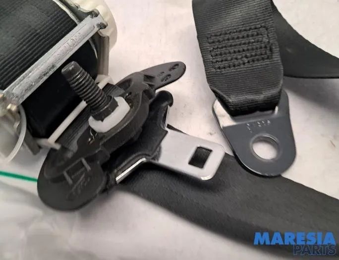 PEUGEOT 308 T9 (2013-2021) Ремень безопасности задний правый 29599556