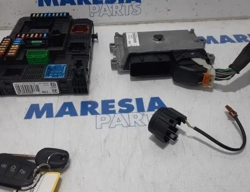 CITROËN C4 Picasso 1 generation (2006-2013) Engine Control Unit ECU 9815037580,9829598880,9674001080,1611426880,9819850080,20190425,6160C1,1608504380,1629082080,1629082280,9663123380 30376658