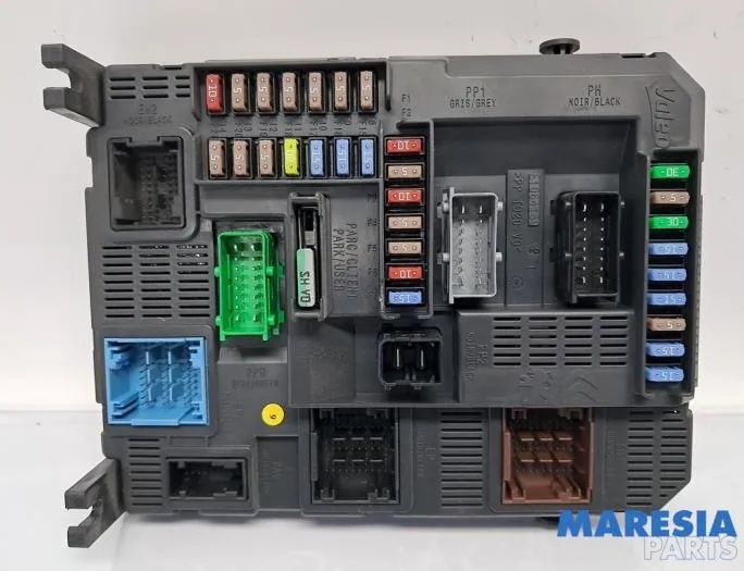 PEUGEOT 208 Peugeot 208 (2012-2015) Engine Control Unit ECU 9800913080,1612859880,9805321980,V29033054A,9678355980,1611426880,1608326180,BSIN03 33051108