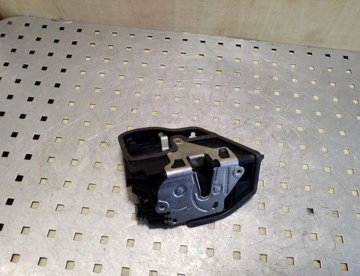 BMW 5 Series E60/E61 (2003-2010) Front Right Door Lock 7167074 26064380