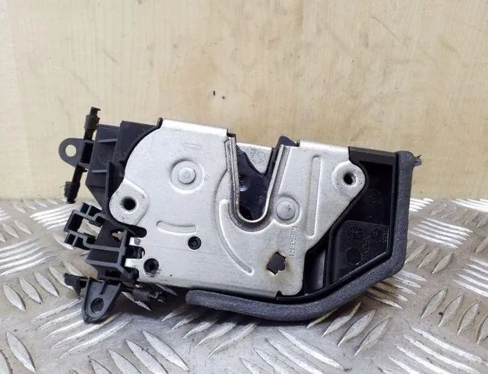 BMW 1 Series E81/E82/E87/E88 (2004-2013) Front Right Door Lock 7167072 26106102
