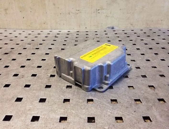 MITSUBISHI Outlander 2 generation (2005-2013) Блок SRS P8635A205 26152520