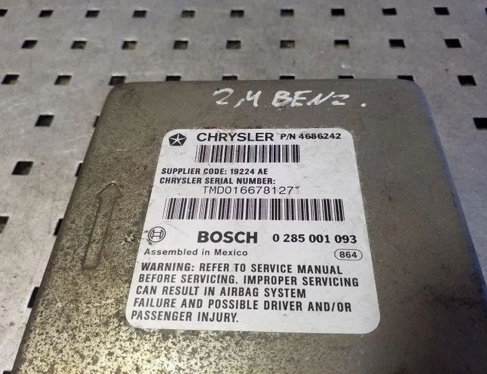CHRYSLER Voyager 3 generation (1995-2001) SRS Control Unit 4686242,0285001093 26209319