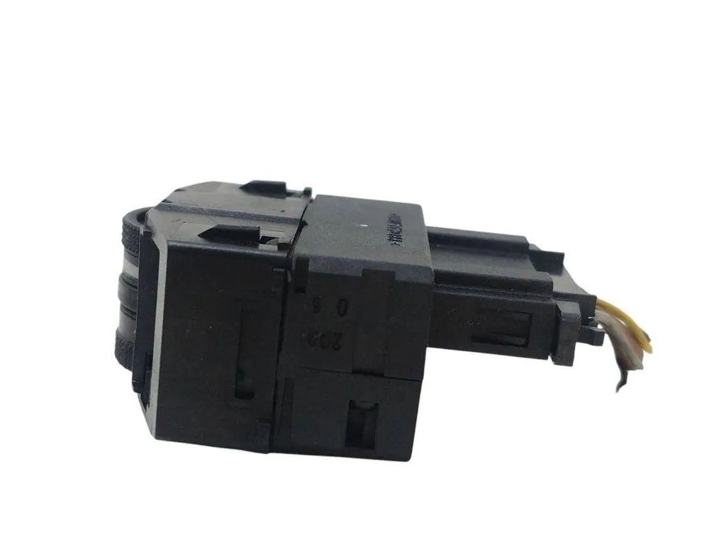 AUDI A6 C4/4A (1994-1997) Headlight height adjustment switch 4B0919094 30818042