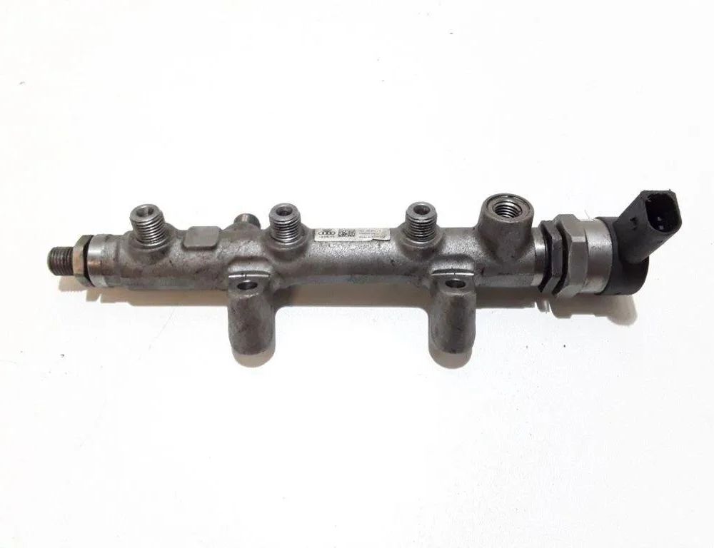 AUDI Q5 8R (2008-2017) Топливная рейка 059130090CB 31437730